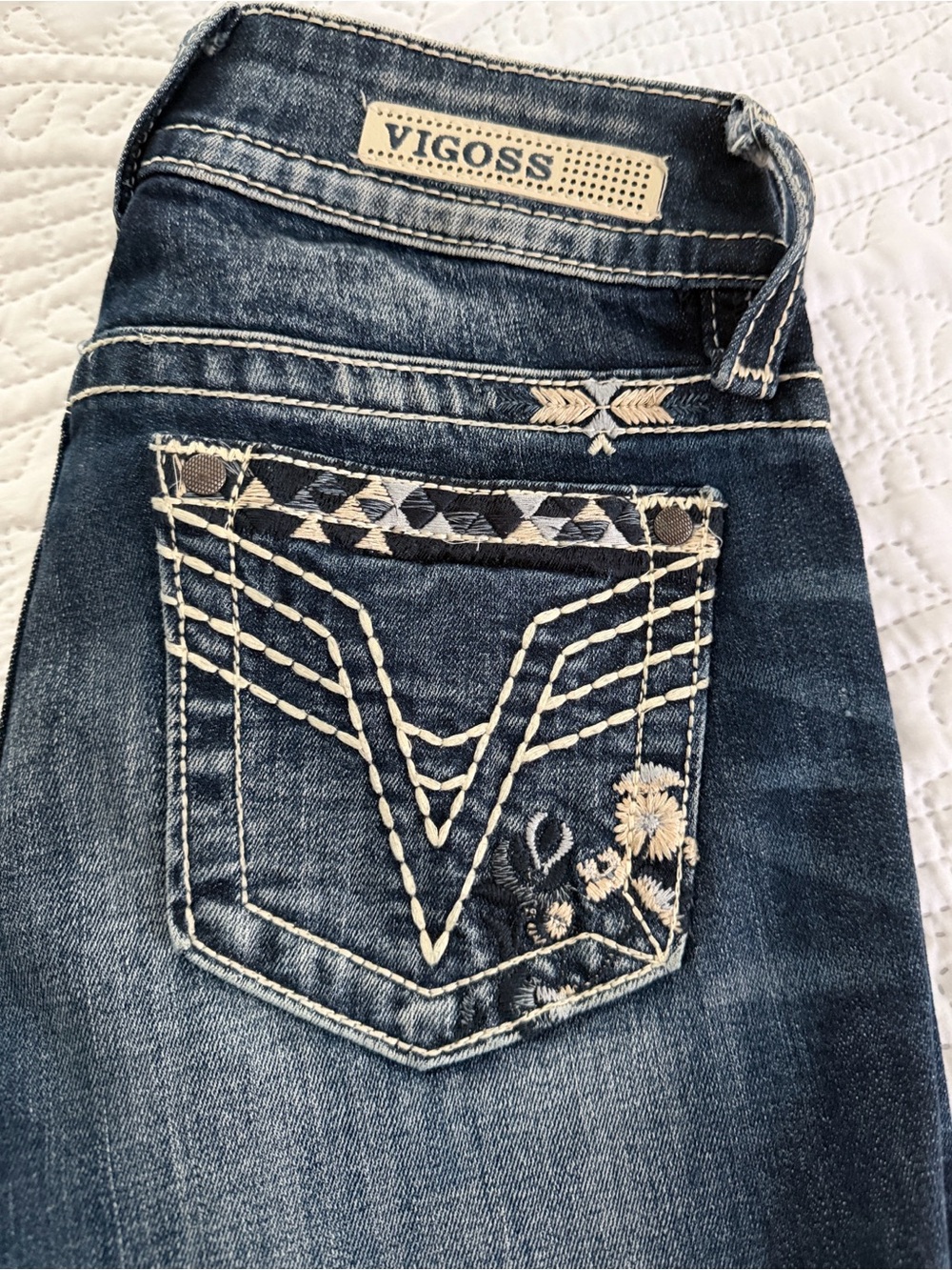 Vigoss Women's Faded Indigo Skinny Jeans with Embroidery - Picture 3 of 5